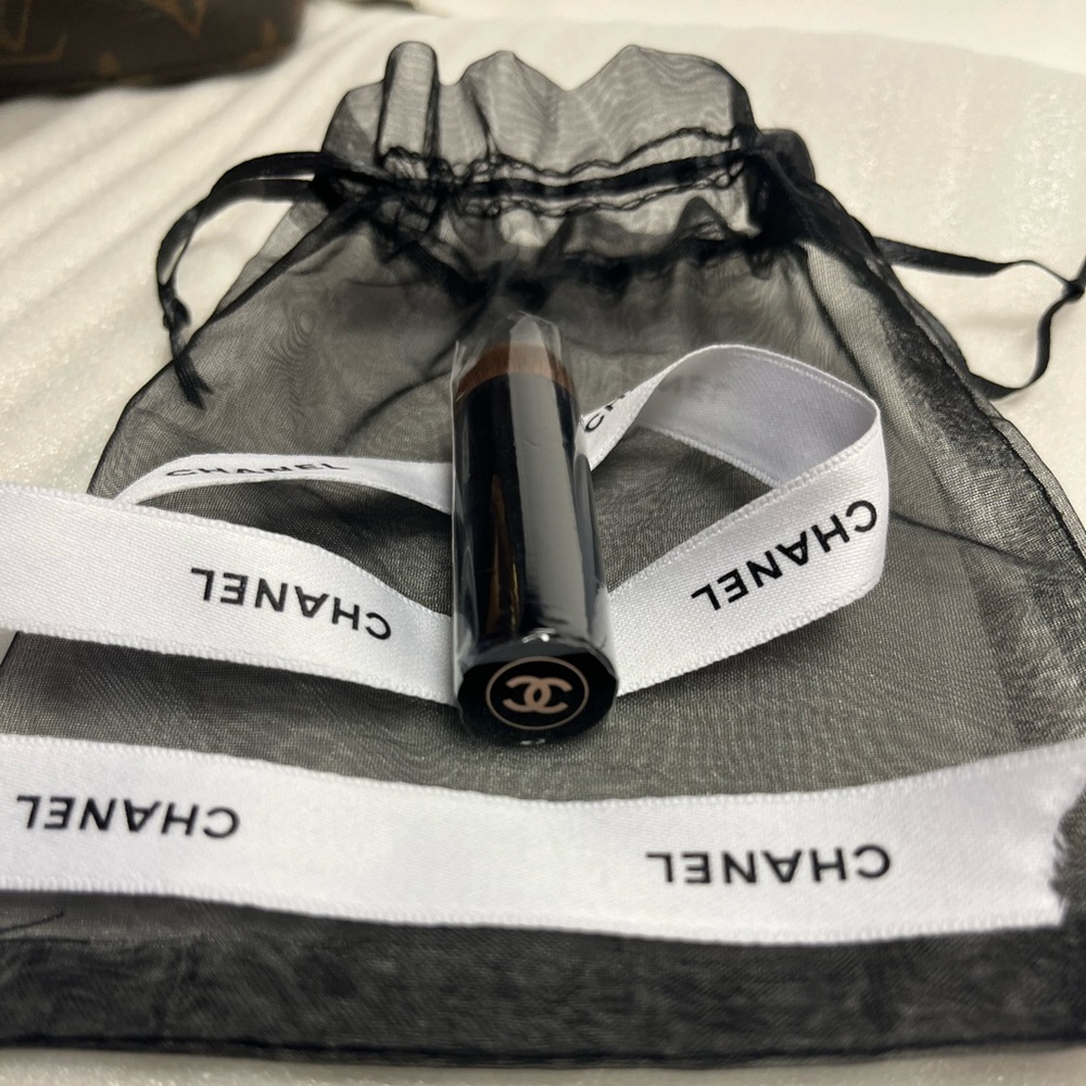 Chanel Makeup Brush Chanel Gift Ribbon bundle